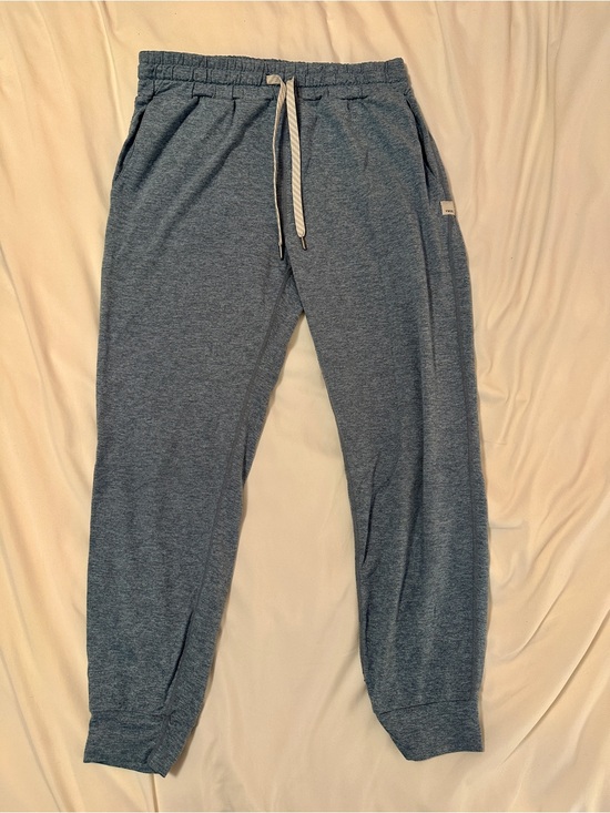 Vuori Pants - Vuori Performance Drawstring Joggers. Size Small. Light Blue/Grey